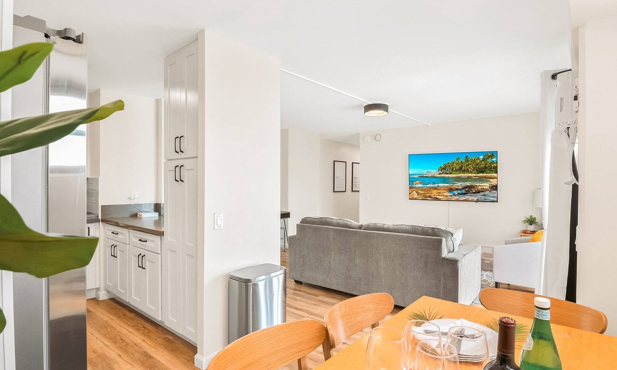Waikiki Apartment | 2BR/2BA Condos in Kuhio at Waikiki with Parking!