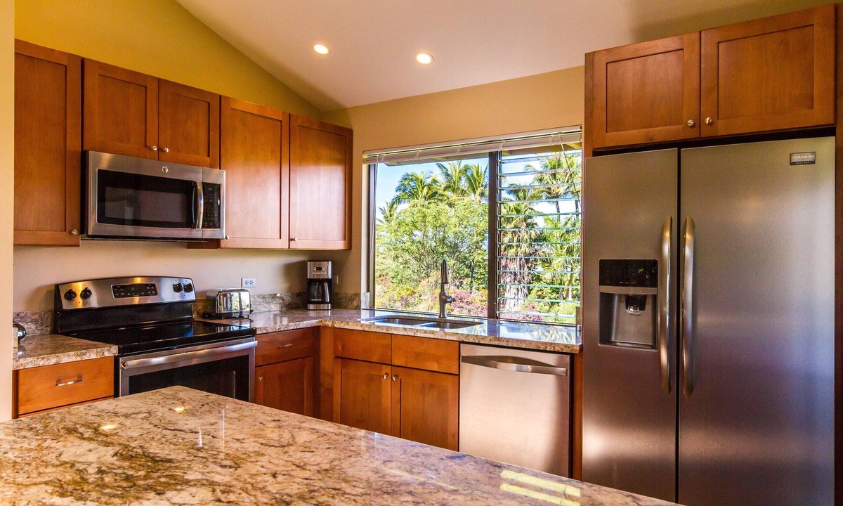 Wailea Condo | 5D - 2 Minute Walk to the beach/main pool, well-equipped, see reviews!