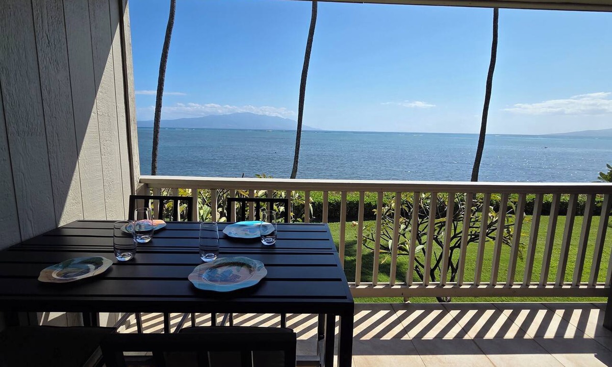 Ualapue Condo | All New Remodel of A213 - king bed, AC, kayaks, beach gear, pickleball and more!
