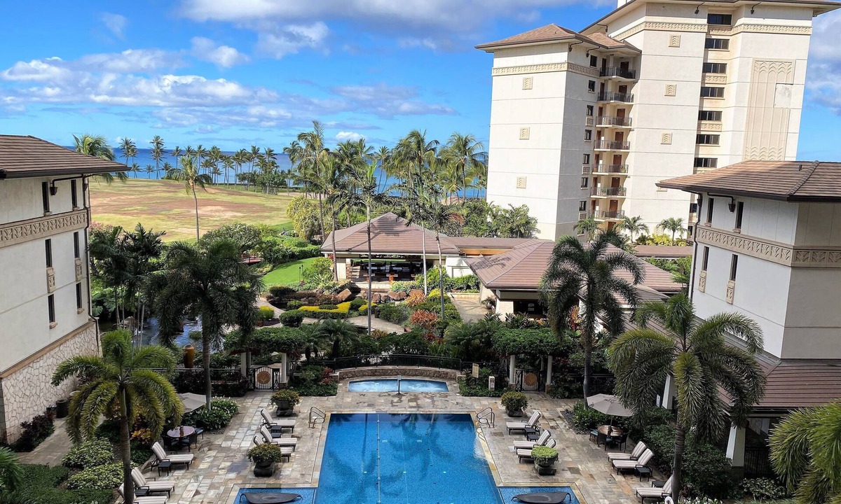 Ko Olina Villa | Alluring and Elegant Ocean View Luxurious Beach Villa in Ko Olina