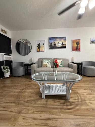 Nawiliwili Apartment | Banyan Harbor Lihue Paradise across kalapaki beach
