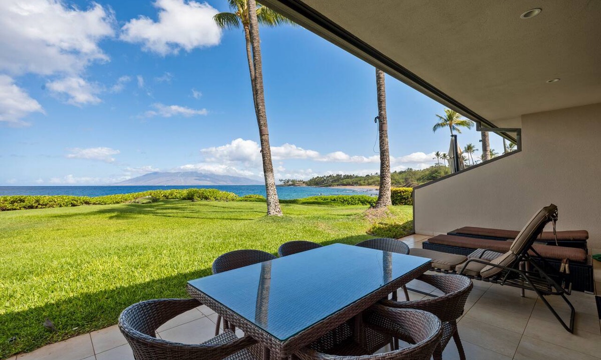Wailea Condo | Beautifully Upgraded Oceanview Condo Steps to the Beach at Makena Surf #F-109