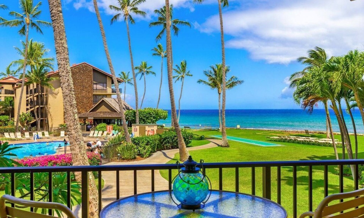 Honokowai Condo | Best Papakea Location - Incredible Ocean View - Fully Renovated