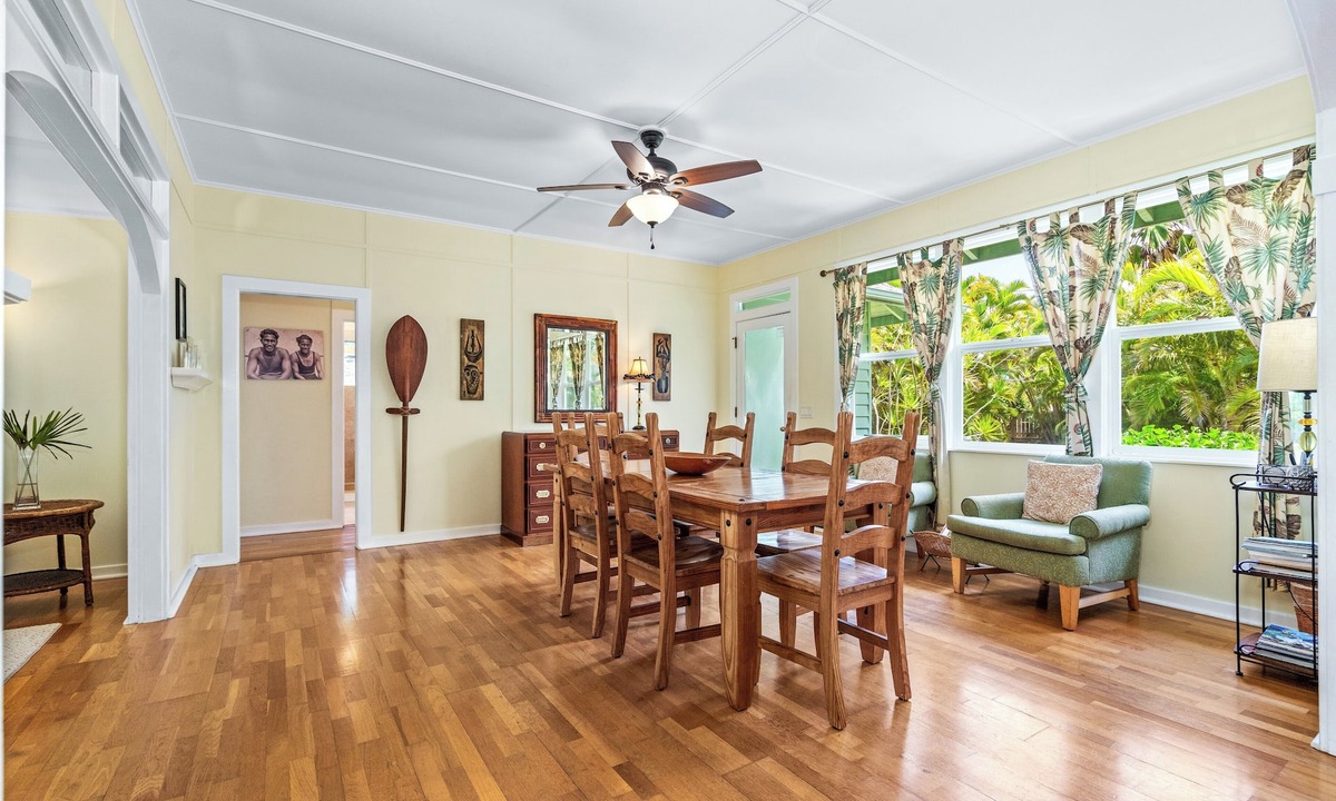 Kuau House | Boutique aloha charm plantation home on Maui's North Shore by Mama's Restaurant