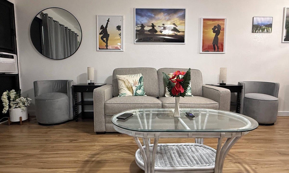 Nawiliwili Condo | Central 2-bedroom ground floor condo in fabulous Lihue with cool AC breeze.