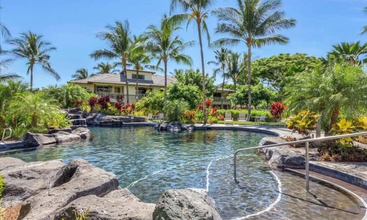 Kamuela House | Condo with Private Beach Club Access & Pool