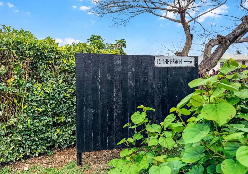 Mokuleia House | Coral Wave Cottage