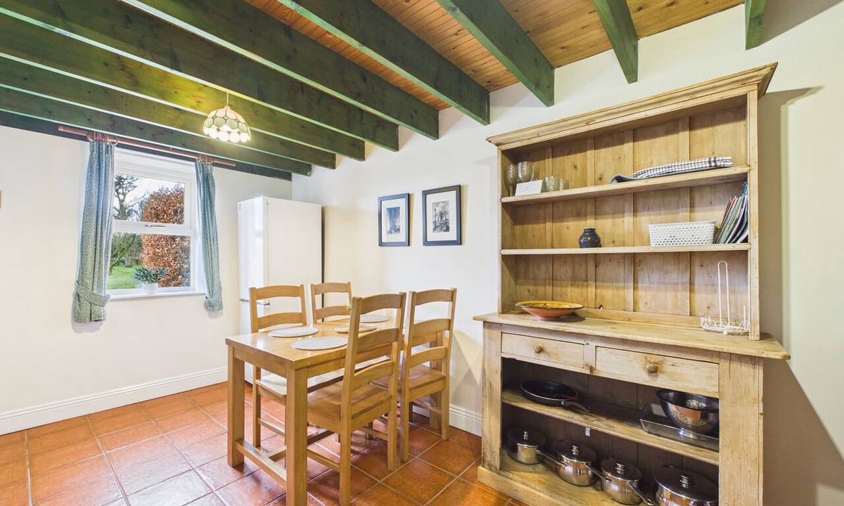 Killotteran Cottage | Cosy Cottage 5 minutes to Tramore in the Sunny South East of Ireland