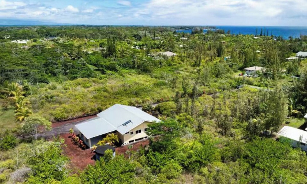 Keaau House | Eco Ocean Oasis, Tropical 1-Acre Retreat with Pool, Hot Tub, AC, Lanai