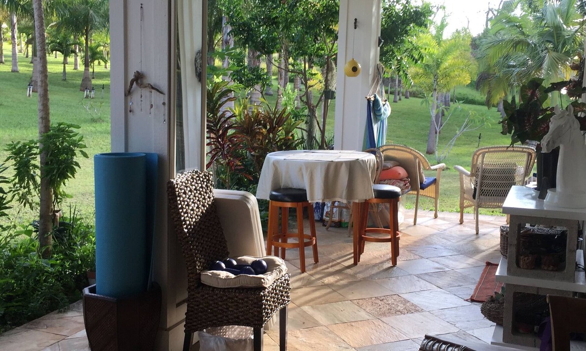 Pauwela House | Executive home. Less tan 12years old. Stone floors and 10 ft ceilings beautiful