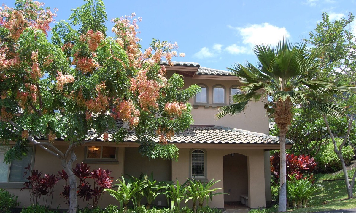Kamuela House | Fairways 1706 - Renovated, includes Beach Access, Bikes