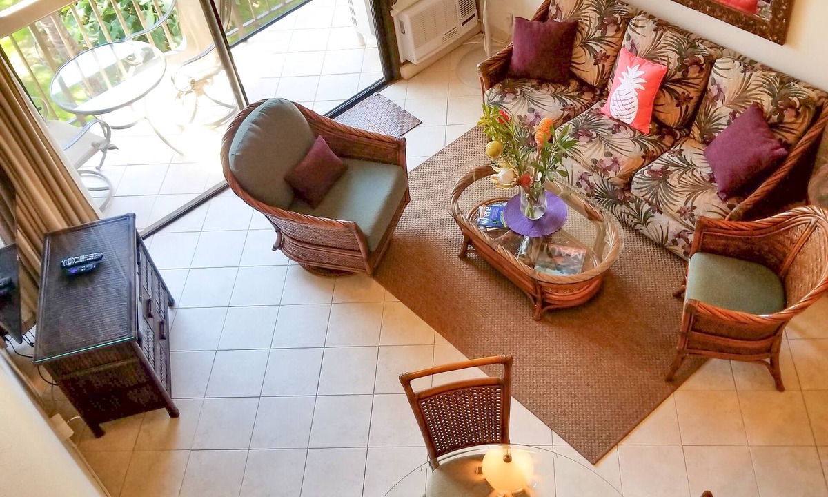 Kihei Condo | Family Friendly Condo w/Loft & Steps from Charley Young/Kam 1 Beach