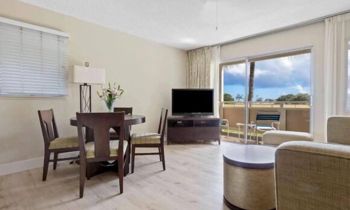 Wailua Hotel | Get Ready for Adventure! 4 Amazing Suites! Minutes Away to Lihue Airport