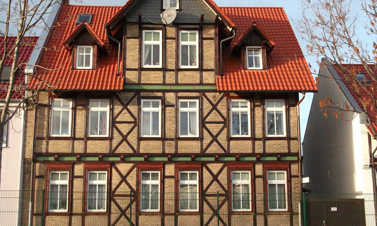 Wernigerode Apartment | Ground floor apartment, close to town, rural charm, half-timbered house from 1900, flora and fauna