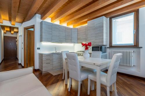 Palmanova Apartment | GuestHost - New Ride Palmanova Apartment