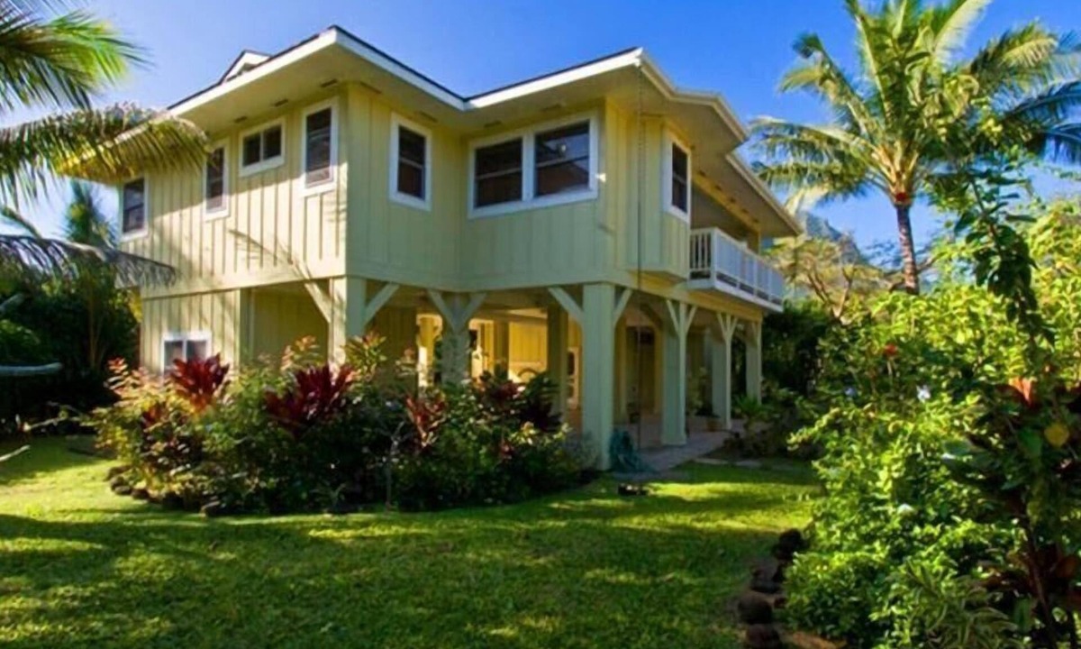 Wainiha House | Haena Home - Walkable to Tunnels Beach! 50 Steps to Private Beach