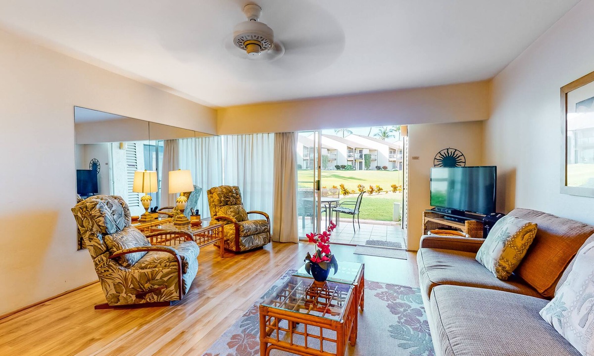 Kihei Condo | Hale Kamaole Condo w/A/C, Shared Grill & Outdoor Pool - Great Location
