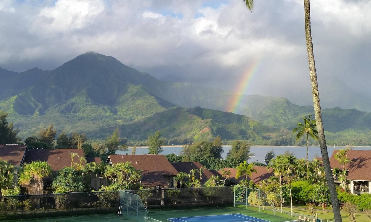 Princeville Apartment | HanaleiBayRESORT2312, 215.00 8/16-18 or269.00 8/22-26BlowOutSalBeachFront 10Star