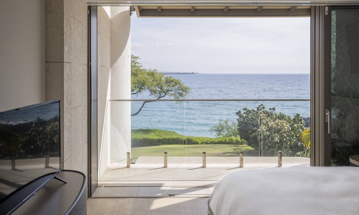 Kamuela Condo | Hapuna Beach Condo @ Mauna Kea - Ocean Views, Pool & Steps to Beach