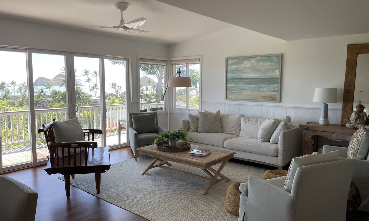 Lanikai Apartment | Heavenly Hale Best monthly Vacation rental - walk to beach!