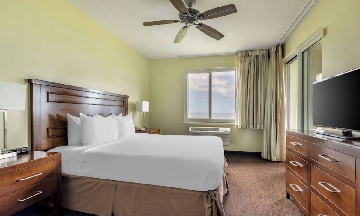 Bayview Resort | HGVC Point At Poipu 2 Bed 2 Bath Unit