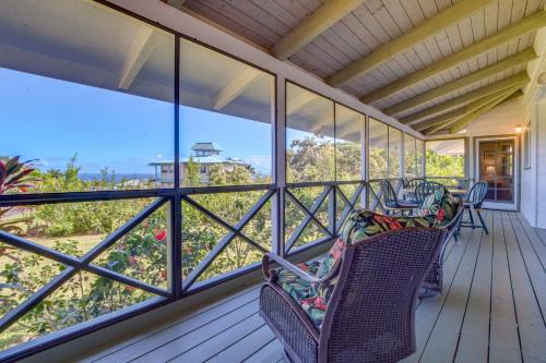 Honomu House | Honomu Home w/Screened Lanai + Ocean Views!