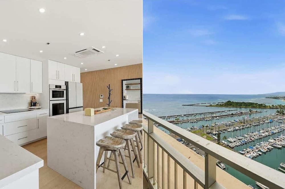 Waikiki Condo | Ilikai 4BR for 12 - Ocean and Marina Views!