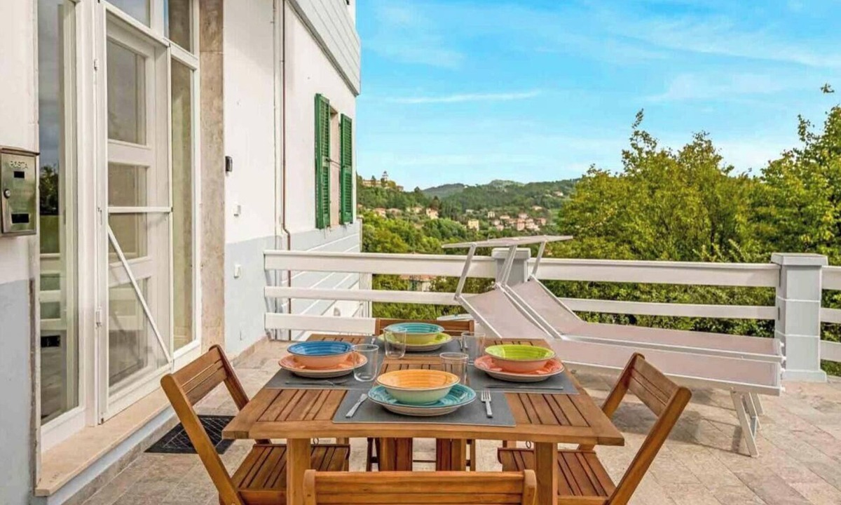 La Foce Apartment | Imagine waking up every morning with a spectacular view of the sea; Eco del Cuore will offer you enchanting views that will leave you speechless.Spacious and tastefully furnished, it is the perfect place to spend summer evenings.You can organize outdoor