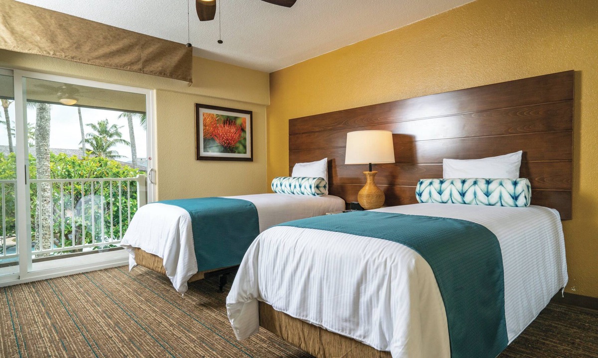 Wailua Hotel | Kauai Coast at the Beachboy
