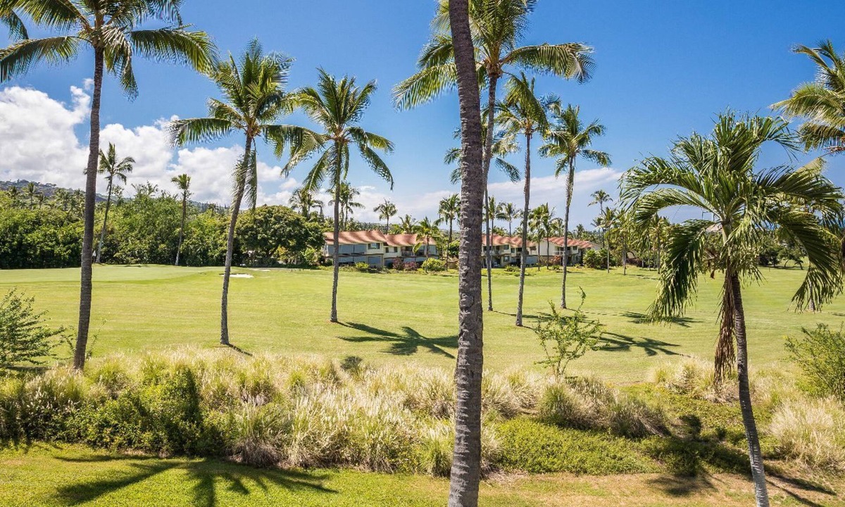 Kahaluu-Keauhou Condo | 🏖️Keauhou Condo Sleeps 4 | Lanai, Golf Views & A/C