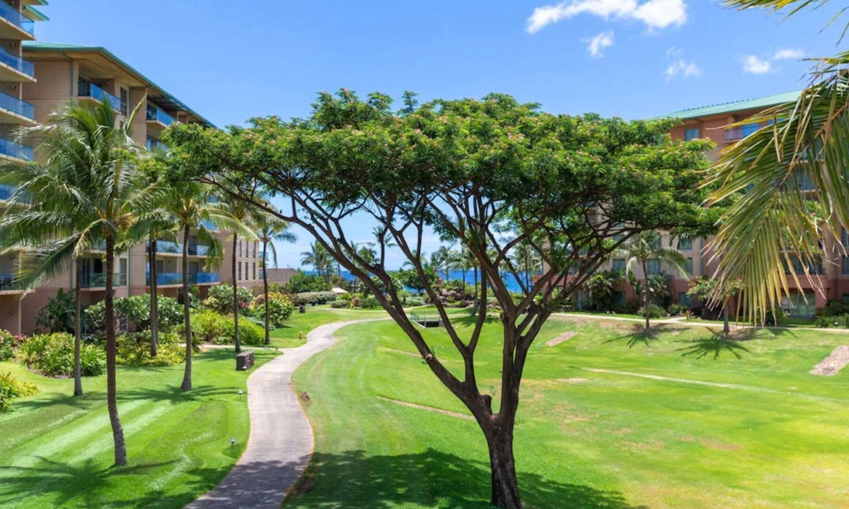 Honokowai Villa | KLVR welcomes you to Luana Garden Villa 1C upper level with partial ocean view
