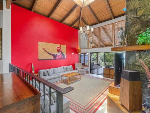 Kailua-Kona Villa | Kona Escape with Pool Expansive Lanai Stunning Sunset Views