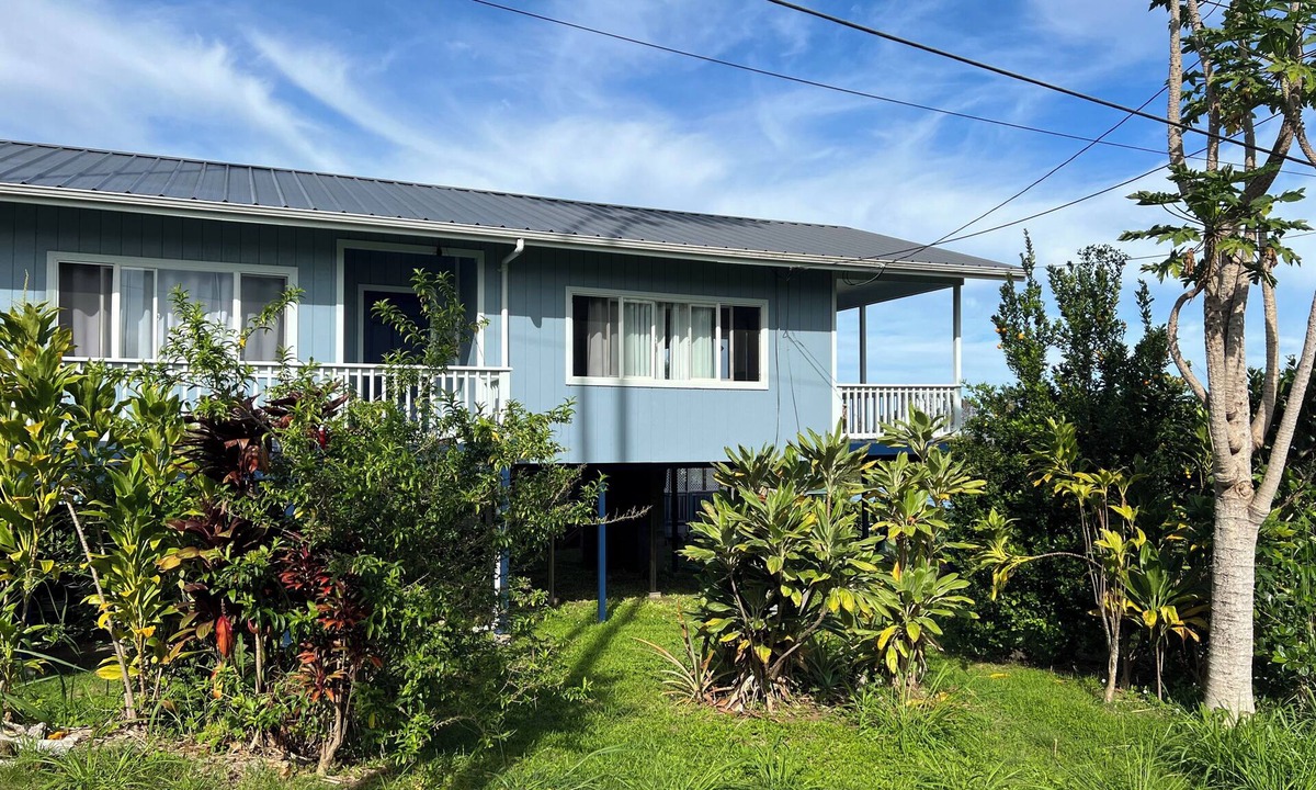 Honokaa House | Land of Sunshine Paauhau on the Hamakua Coast