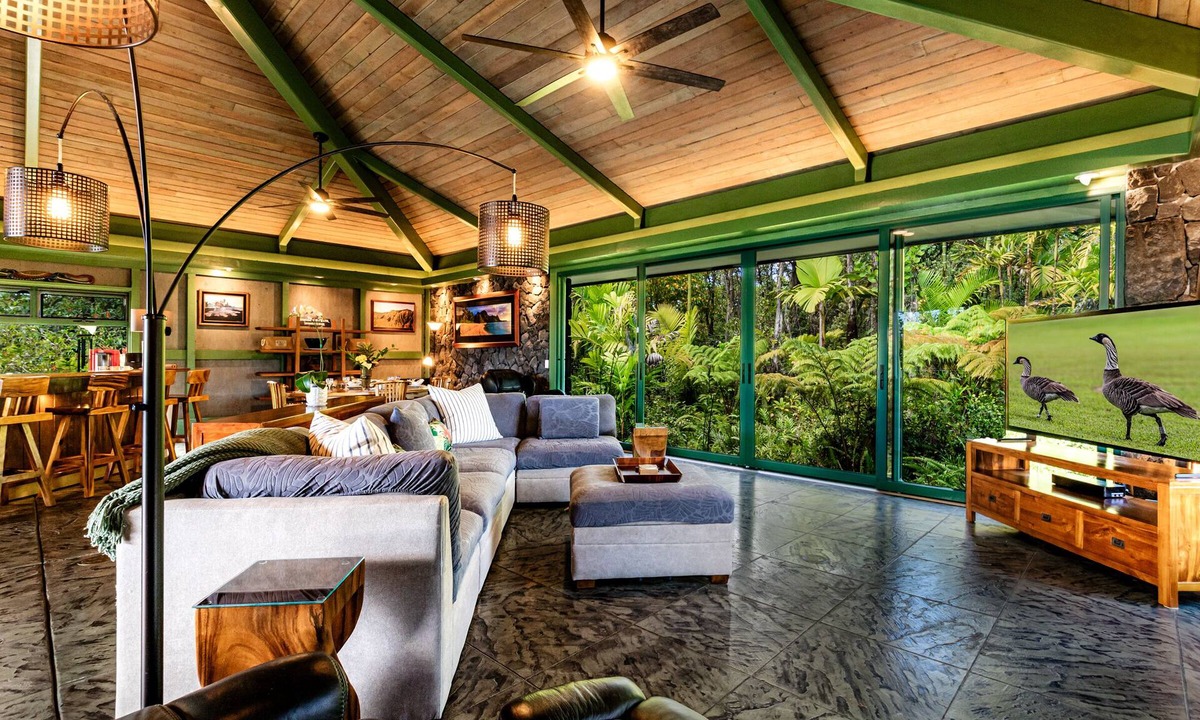 Hilo House | Lava Rock Retreat - Impeccable Comfort in Hilo!