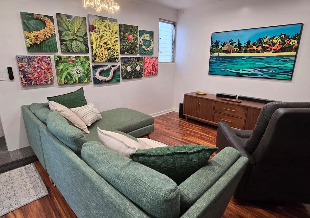 Halawa Villa | Leid Back Hale