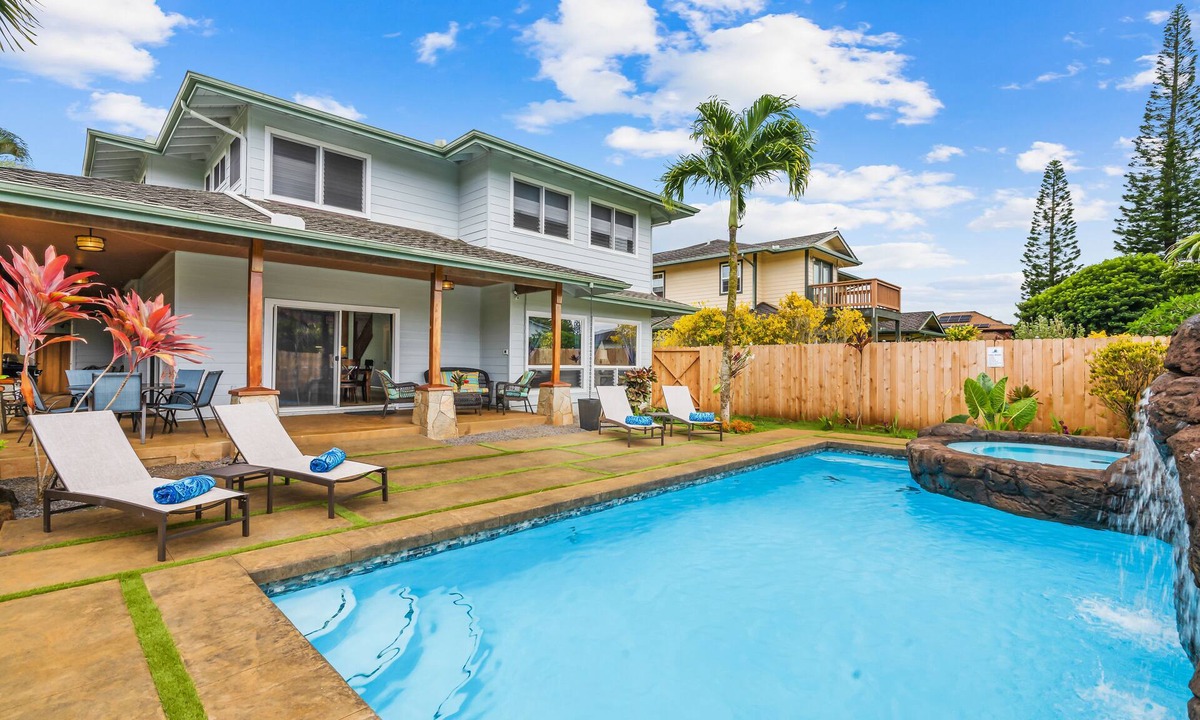 Princeville House | Luxury Princeville Retreat, Private Pool & Spa, 4 Bedrooms & 4 baths, Sleeps 10