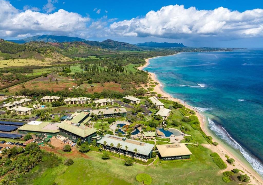 Hanamaulu Apartment | Mountain View Double Bed Room, Beachfront Resort, Lanai, AC, Pool, Restaurant, Gym, Spa