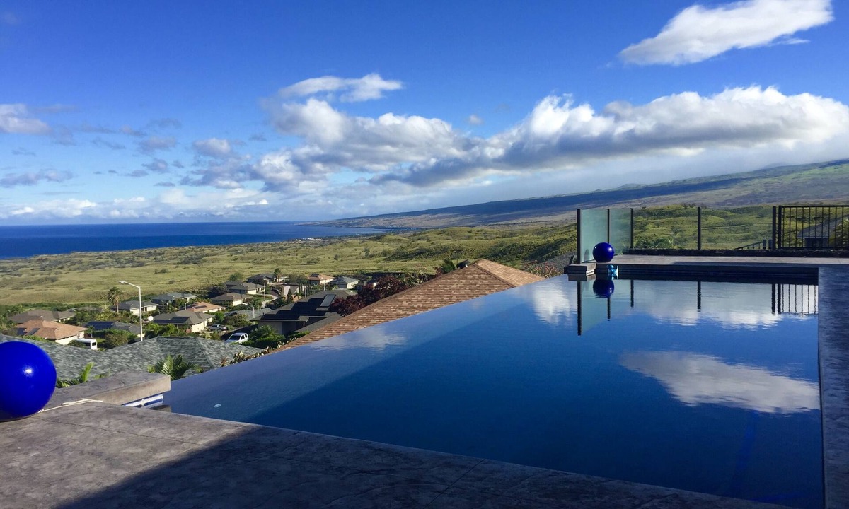 Sunset Ridge House | NEW SPRING SUMMER DISCOUNT RATE! PRIVATE INFINITY POOL - 180 DEGREE OCEAN VIEW!