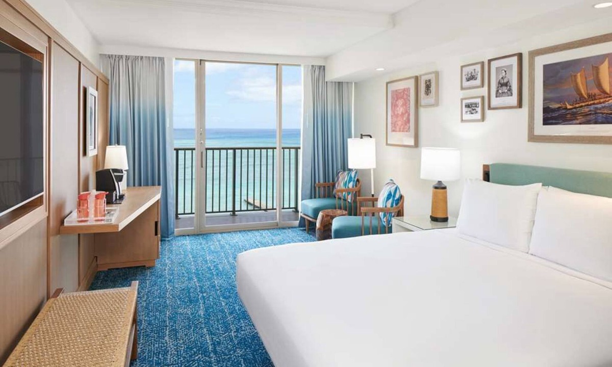 Waikiki Resort | Oceanfront Suite with Private Balcony at OUTRIGGER Waikiki Beach Resort!