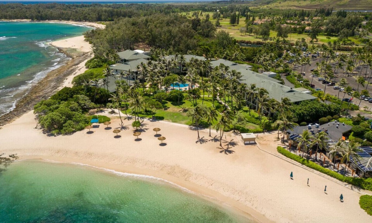 Kahuku Villa | Ohana Turtle Bay Ocean Villa - Beach/Luxury Resort/Pool & Jacuzzi