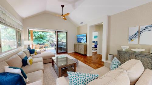 Kamuela Villa | ❤PiH❤ Coco Cabana FREE Resort Pool Waterslide Passes Newly Decorated Bikes