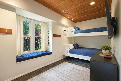 Poipu House | Plantation Cottage at Poipu