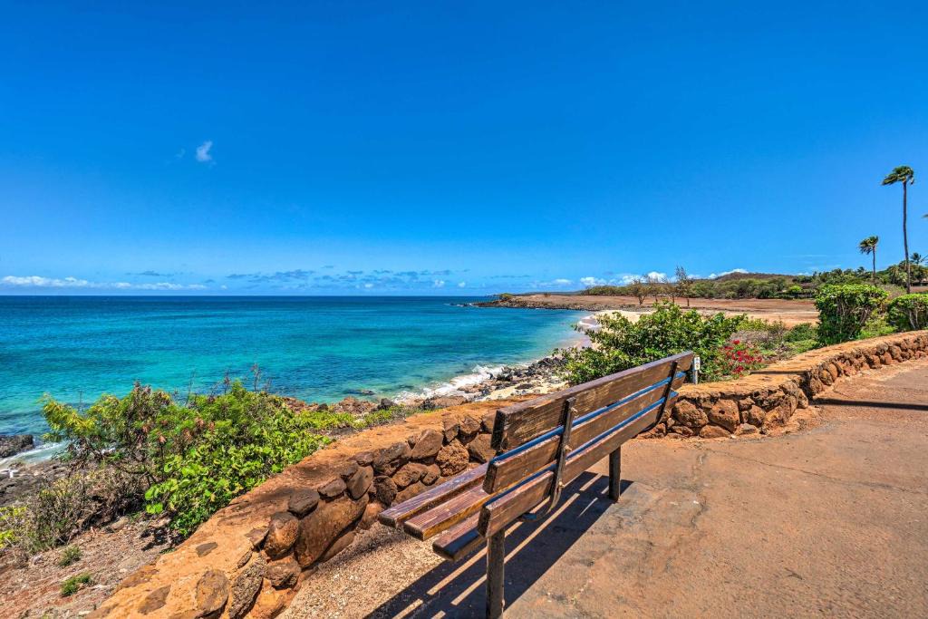 Maunaloa House | Pool Access, Walk to Kepuhi Beach: Tranquil Escape