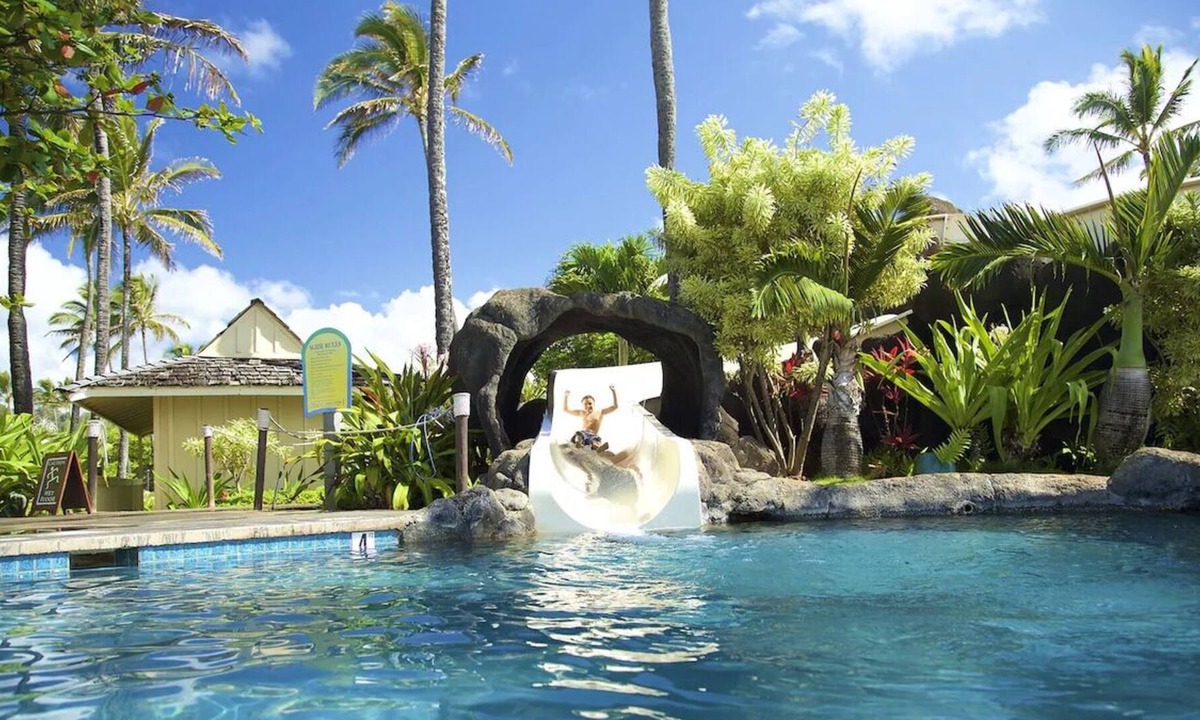 Hanamaulu House | Prime Location! 4 Comfortable Units, Outdoor Pool, Minutes to Lydgate State Park