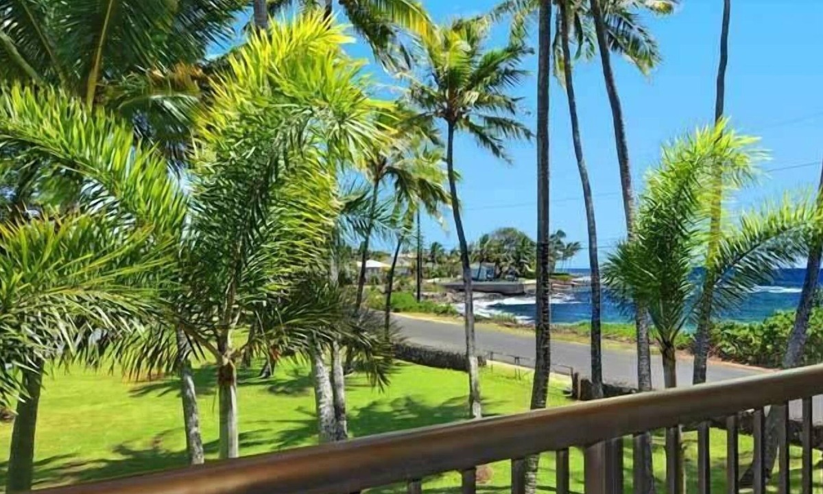 Poipu Condo | Second-floor condo with great view of the ocean and Prince Kuhio Park.