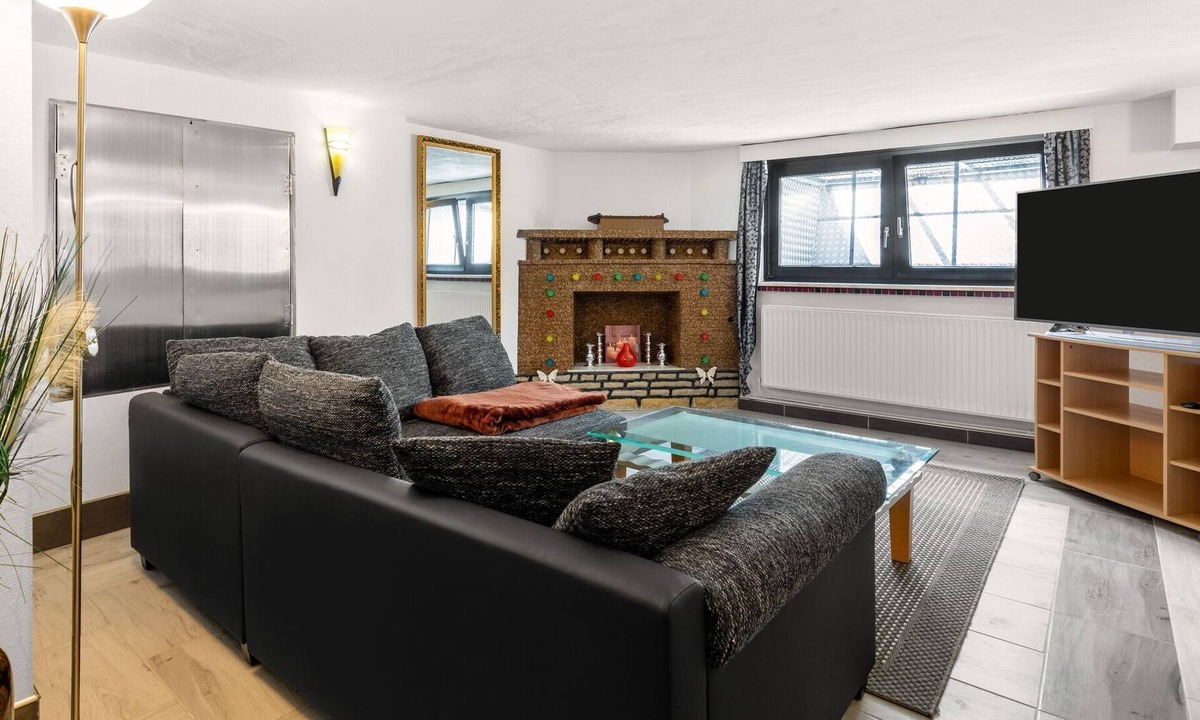 Grevesmuehlen Apartment | Snug apartment in Grevesmühlen with terrace
