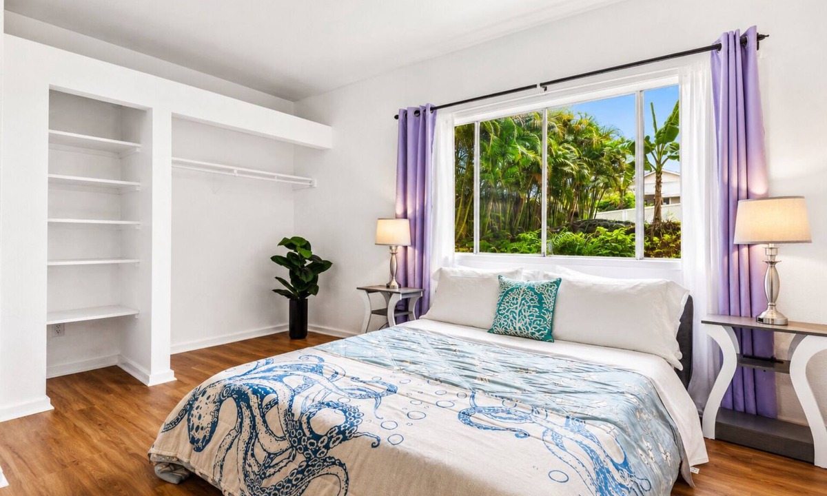 Kona Palisades House | Studio + 2 Small Bonus rooms with AC, Big Covered Patio, Near Beaches/Airport