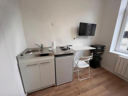 Fives Apartment | Studio Jade