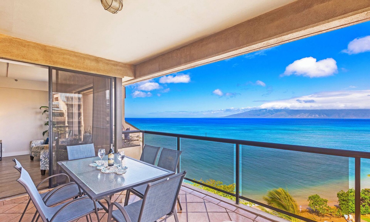 Kahana Condo | UPGRADED-Sands of Kahana #275 OCEANFRONT, 3 Bed Rooms, sleeps 10 - Central AC