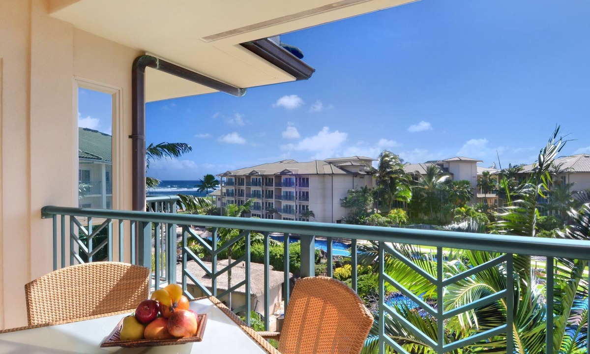 Wailua Condo | Waipouli Beach Resort Penthouse Exquisite Ocean & Pool View Condo!